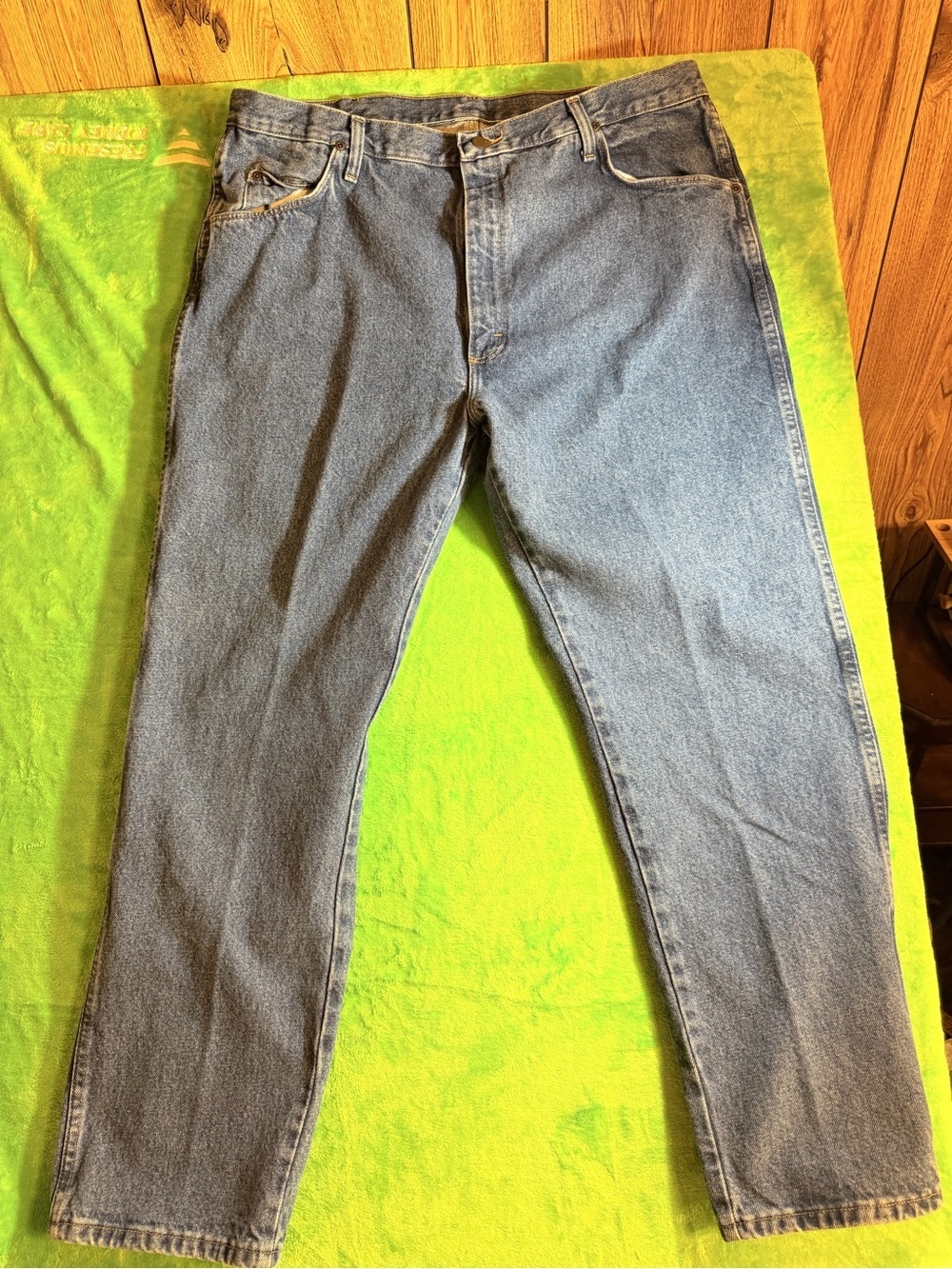 Wrangler Straight-Leg Men's Denim Jeans - Light Blue